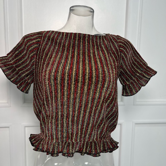 Sparkly Ruffle Crop Top - Picture 3 of 3